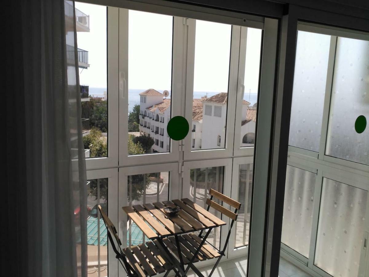 Nerja Gaviota Holidays Piscina Y Playa Εξωτερικό φωτογραφία