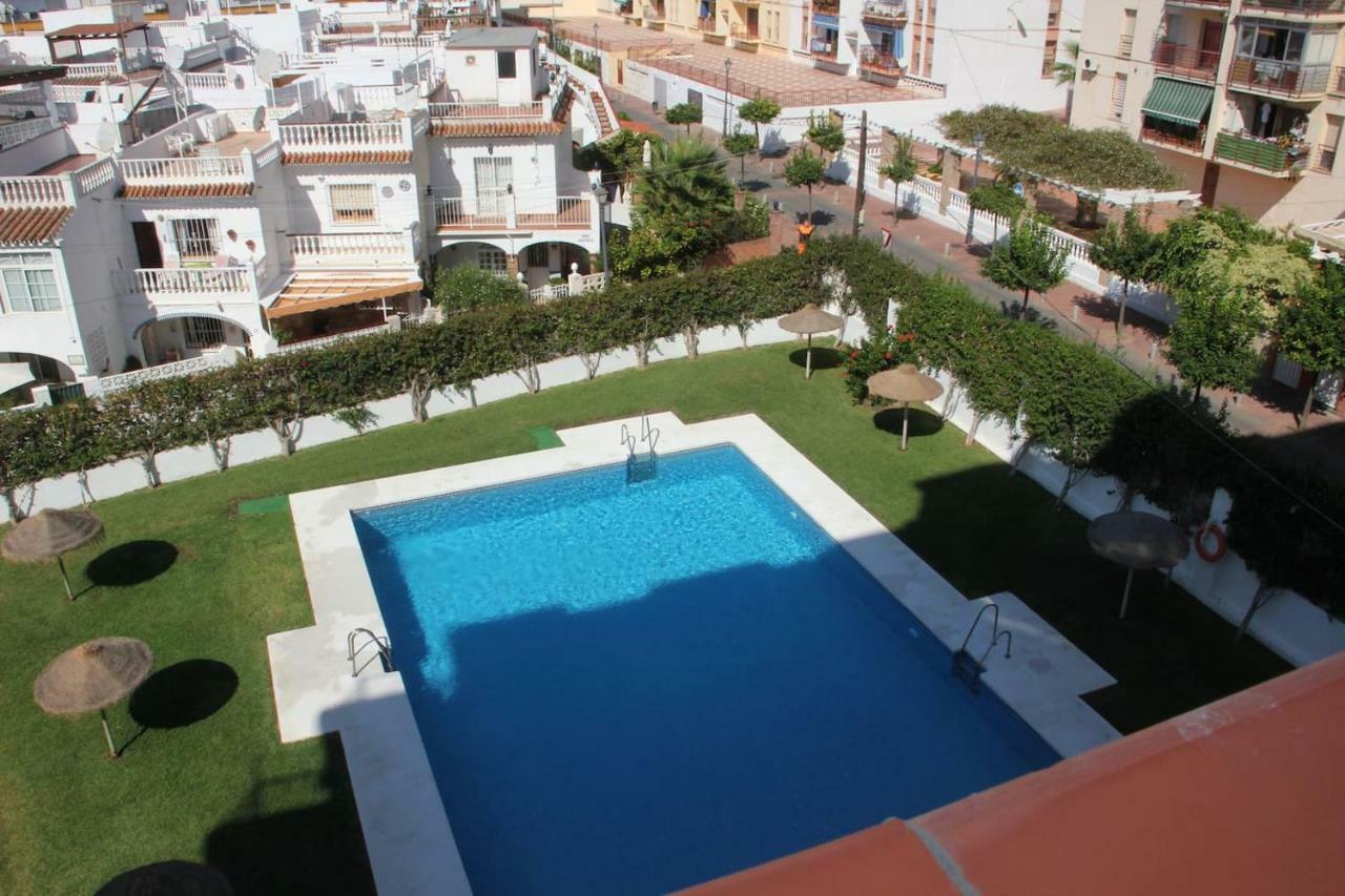 Nerja Gaviota Holidays Piscina Y Playa Εξωτερικό φωτογραφία