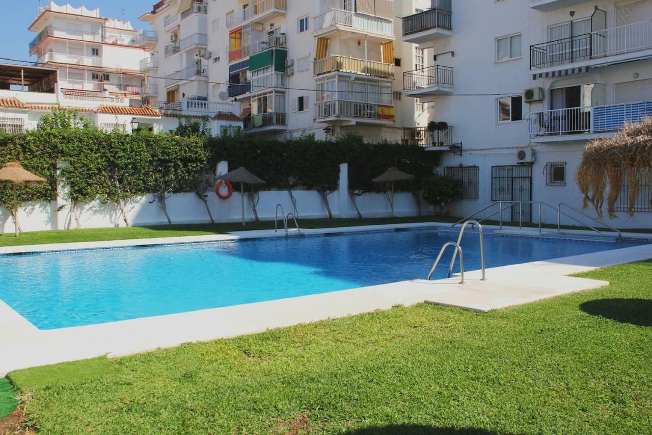 Nerja Gaviota Holidays Piscina Y Playa Εξωτερικό φωτογραφία