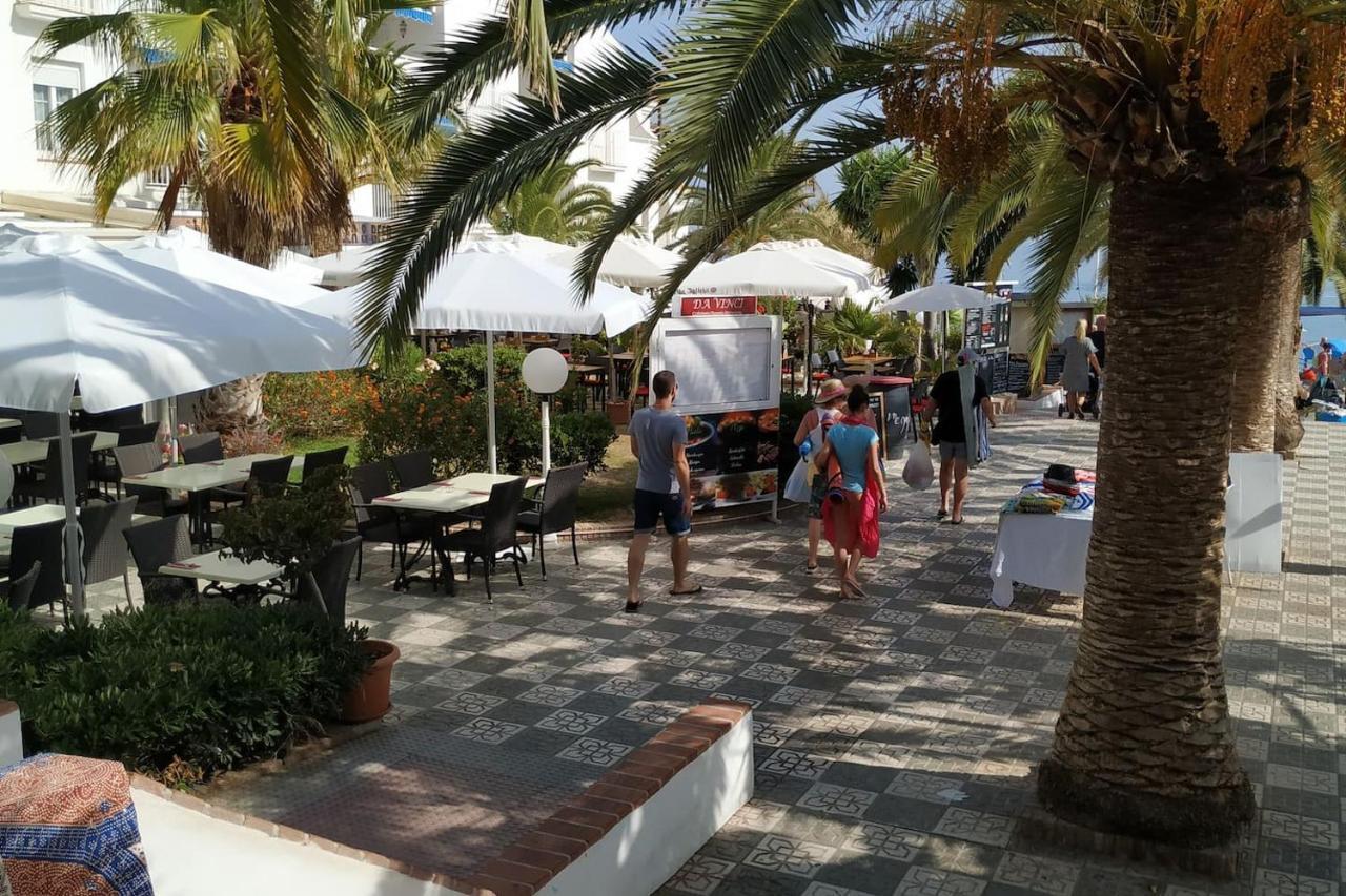 Nerja Gaviota Holidays Piscina Y Playa Εξωτερικό φωτογραφία